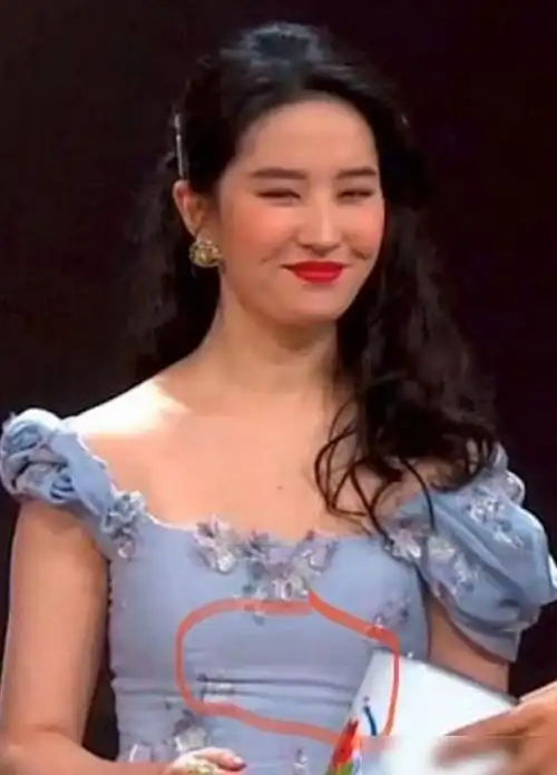 刘亦菲怎么胖成这样了?