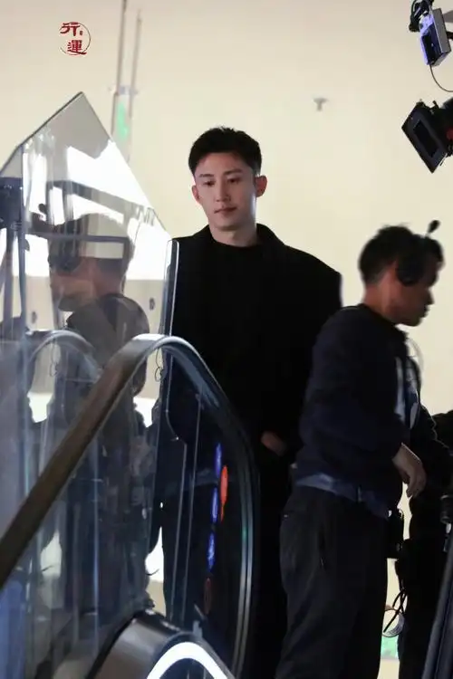 网络视听年度盛典节目单发布##黄景瑜冬至##转发接龙开新年