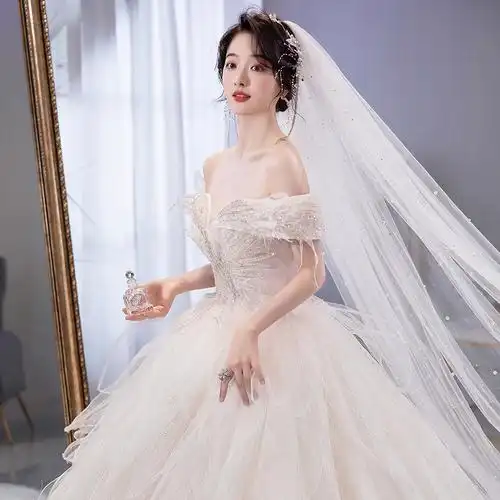 一字婚纱2021新款宫廷风奢华大拖尾新娘结婚婚纱