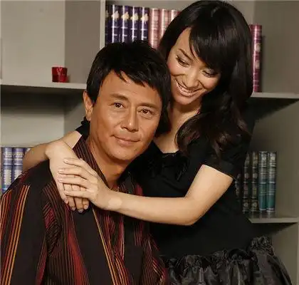 【图】刘德凯的现任妻子安琪吗? 搂朋友老婆散心被误会