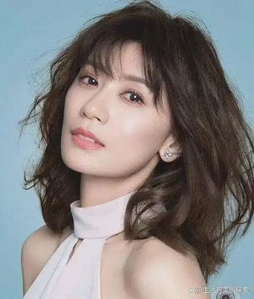 发型和颜值是紧密关联的,我相信有很多女人也正是意识到了这个问题