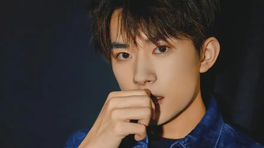 易烊千玺 - 堆糖,美图壁纸兴趣社区