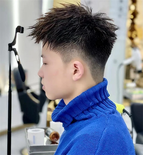 时尚渣男锡纸烫 轻松打造高颜值