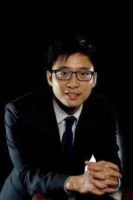 霍启山忍不住了郭晶晶被迫搬离霍家祖宅霍启刚一哥身份恐难保