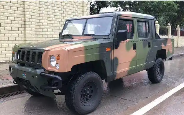 2020款北汽勇士皮卡亮相,气势不输福特猛禽,性能比丰田坦途强悍