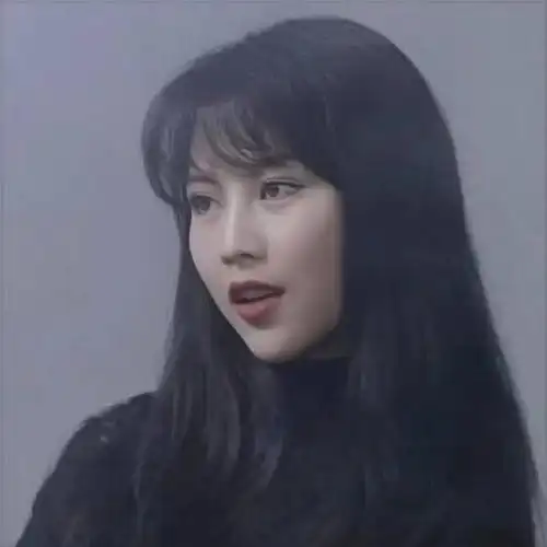 六年感情被伤,和吴奇隆拍了婚纱照,最后姐弟恋,现在她怎么样?