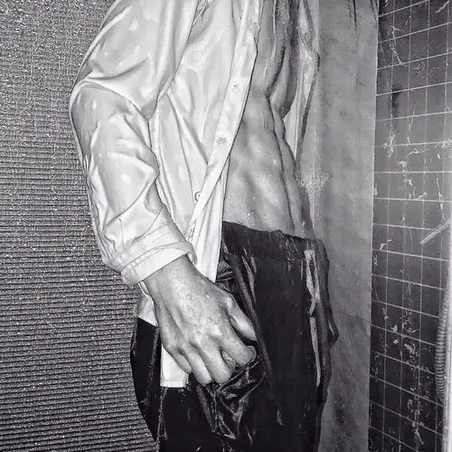 玩网男头,腹肌男,部位男,半身男野洵 部位 腹肌男 喜收藏 禁二传.