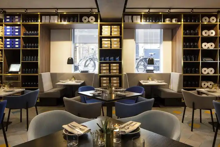 深圳西餐厅背景墙柜装修设计图片