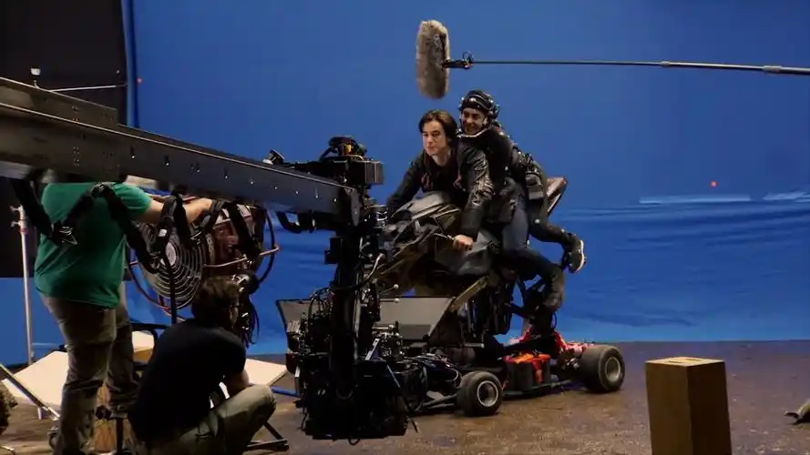 《阿丽塔:战斗天使》幕后精彩拍摄花絮_电影