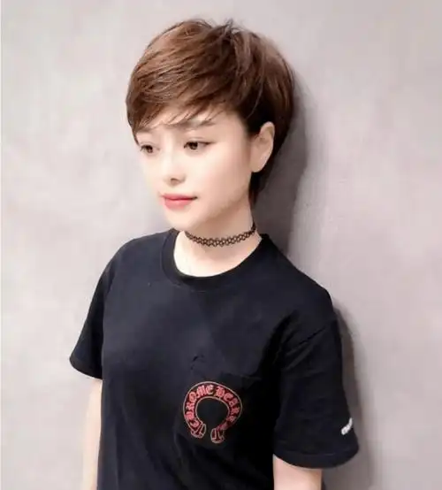 今年夏天"小姐姐"趋势发型!_短发