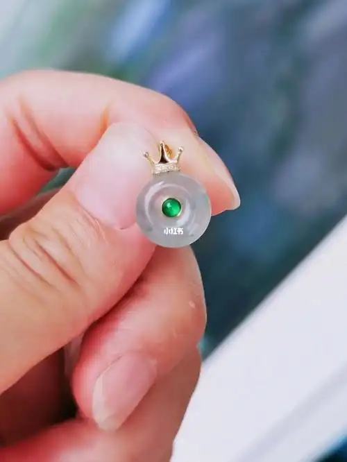小精致翡翠平安扣吊坠