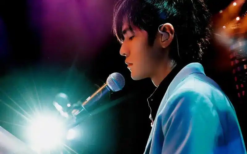 周杰伦桌面壁纸20张jpg,1280x800,128kb,399_250给我周杰伦最帅的图片