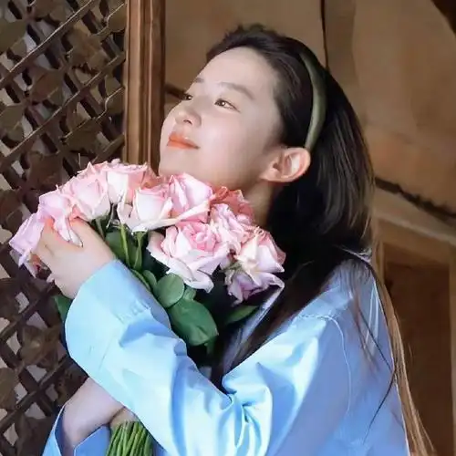 刘亦菲有哪些图适合做头像