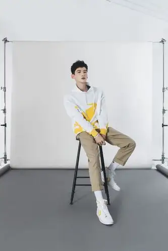 新晋匡威亚太区代言人白敬亭