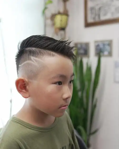 小男孩发型别乱剪,想帅看看这几款,精神时尚还有型