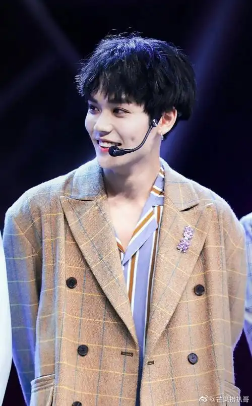 林彦俊出道四周年快乐