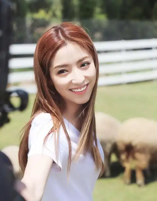 ="gnsszk9b8k">潘辰,1988年3月13日出生于上海市,中国内地流行女歌手