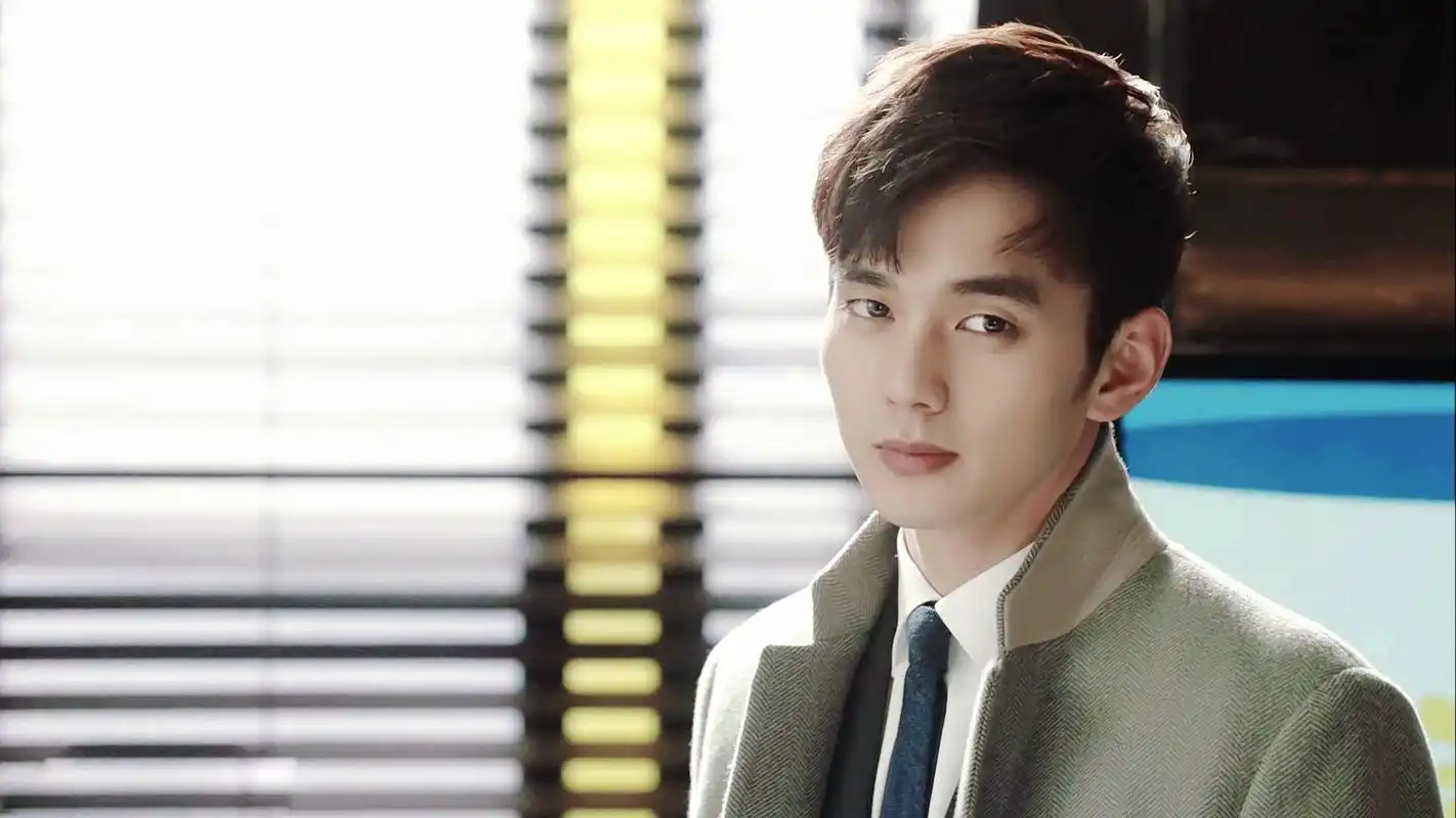 韩国帅哥俞承豪高清壁纸下载_日韩明星_壁纸下载_美桌网