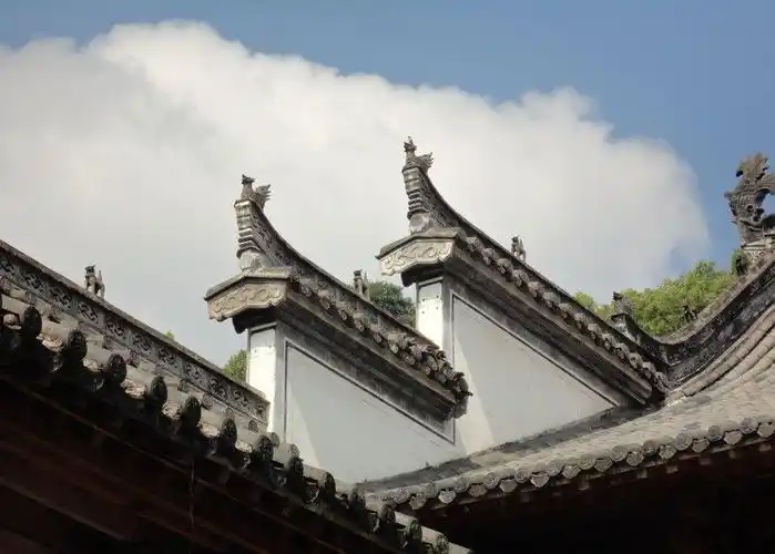 "青砖小瓦马头墙,灌木回廊绣阁藏",聊聊徽派传统马头墙的发展