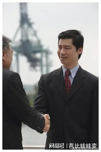 高晓松近照曝光形象大变引发网友热议