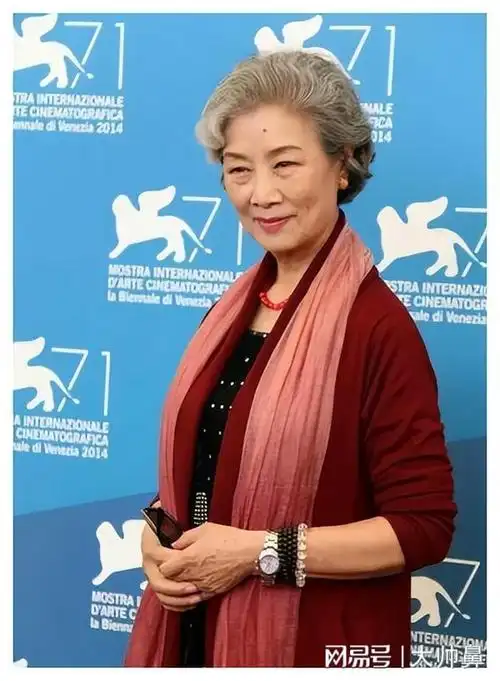 "人生赢家"吕中:儿子是导演,儿媳是影后,女儿是她最大的骄傲|演员|老