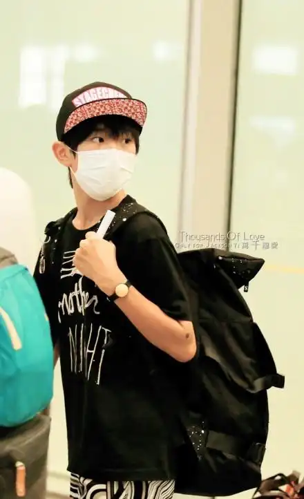 万千宠爱tfboys易烊千玺