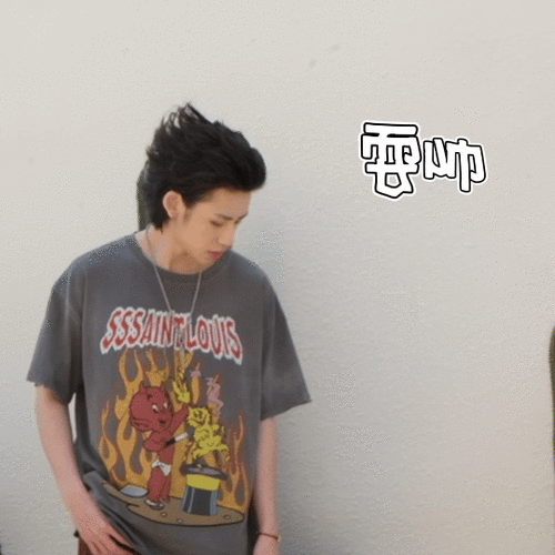 小鬼-王琳凯最新表情包来袭,耍帅卖萌两不误