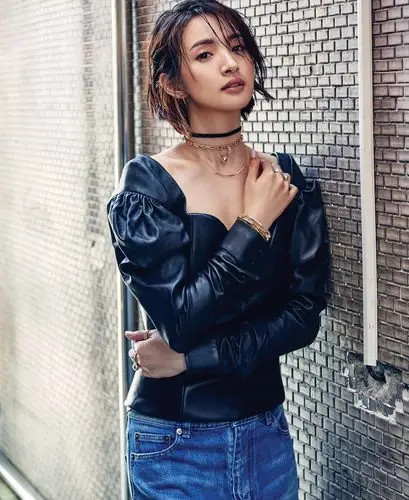 撞衫靠大绝招胜出!林依晨这麼做 超模吉吉只得认输