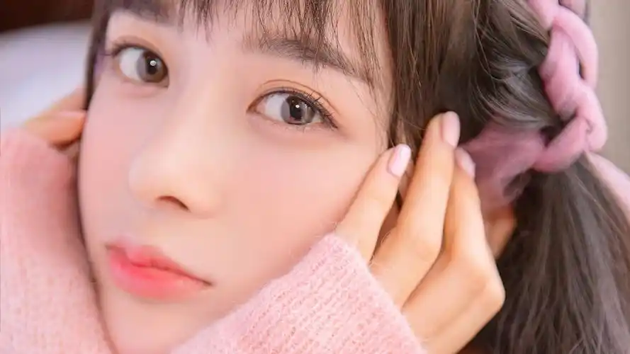 美女明星赵韩樱子粉嫩养眼写真桌面壁纸