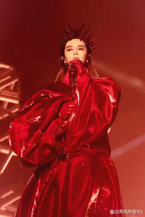 顶级的试听盛宴,温暖人心的歌声,造价第一的舞台,华晨宇的粉丝真的