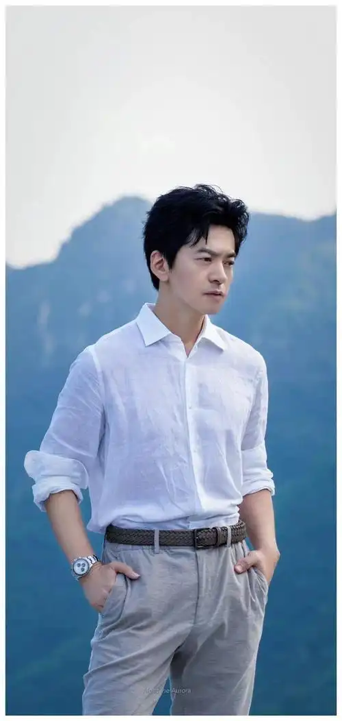 李健愿我们都学会在向往中生长丰盈彼此的世界