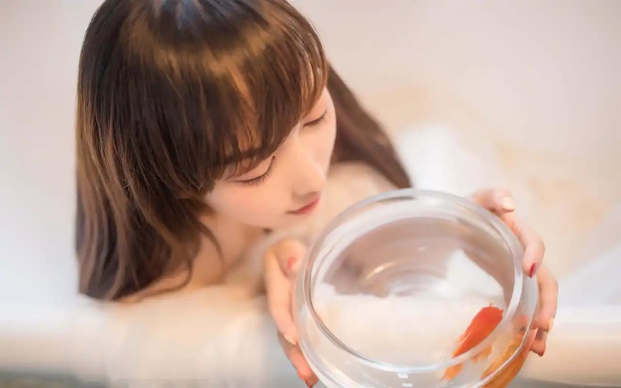 长发气质美女唯美文艺写真图片壁纸