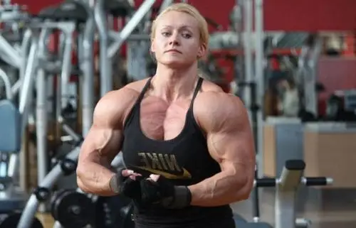 世界十大热门女性健美运动员 比男人还强壮的女性