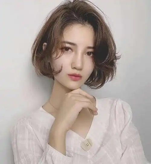 今年流行的气质短发,换上就美