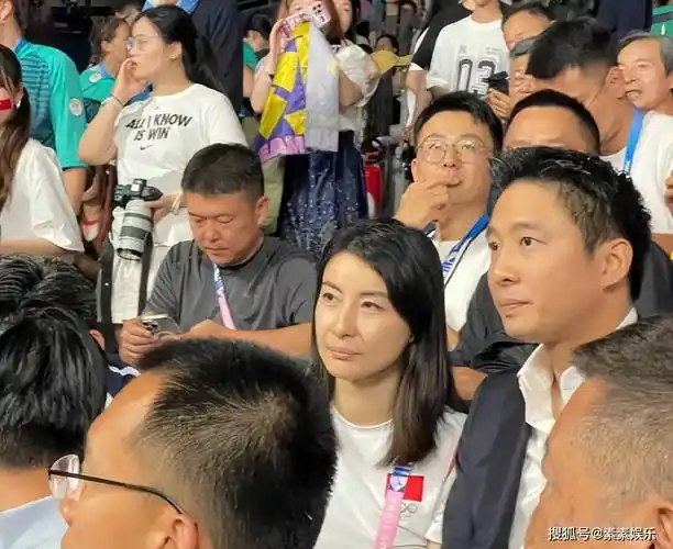 霍启山祝贺巴黎奥运完美落幕,和郭晶晶一同为奥运做贡献