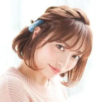 短发蝎子辫的扎法图解 短发怎么扎蝎子辫