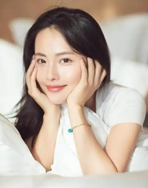 回顾《新还珠格格》演员:未婚紫薇整容式变美,柳红嫁导演生俩娃