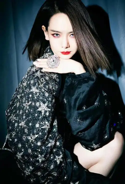 明星美图美女戚薇壁纸写真第3期