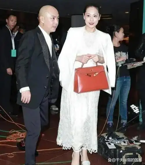 张卫健和张茜这对夫妻,可以说是娱乐圈中的一对模范夫妻.