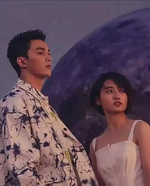 吴磊与张子枫恋情官宣引发热议网友祝福不断