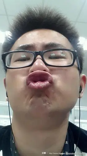 活动照片 - 征集逗比夸张自拍照 我来免费给你画头像