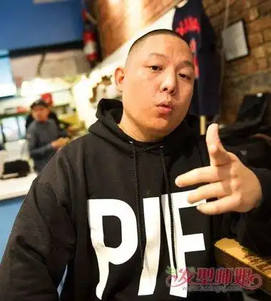 男生毛寸短发发型