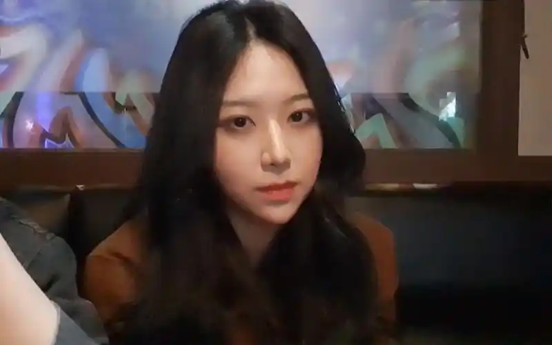 虎牙赵先生2021510破产和小姐姐唱歌1080p