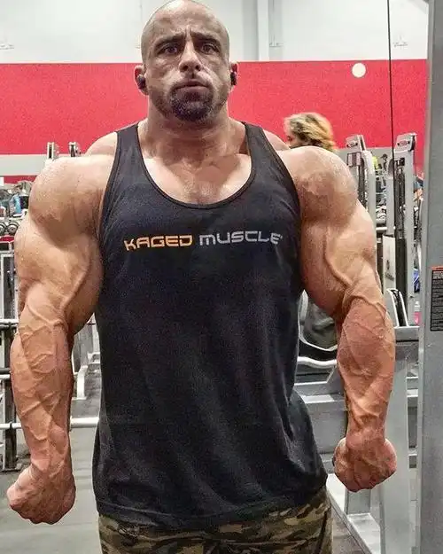 大块头伴随着水牛肚,270斤巨兽肚子却逐渐变小,他怎么做到的?