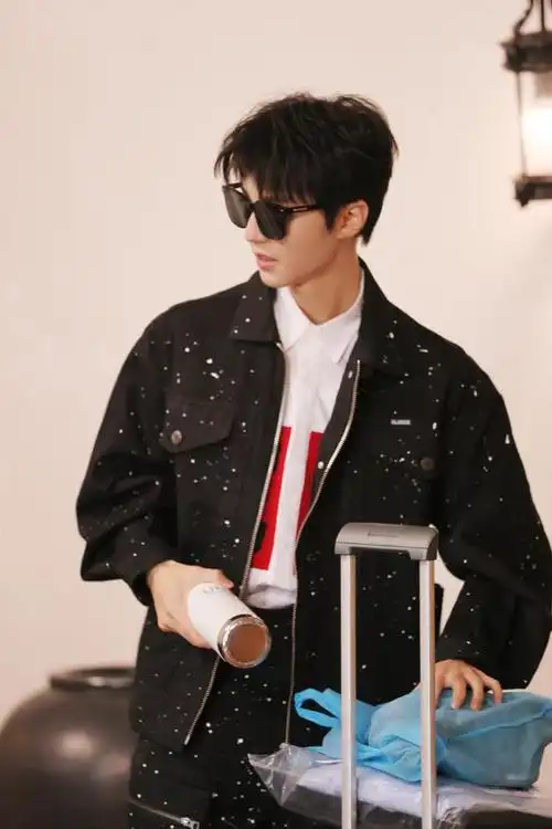 210510王俊凯恰好是少年第5期正片上线是时候展现秋名山车神迷弟的