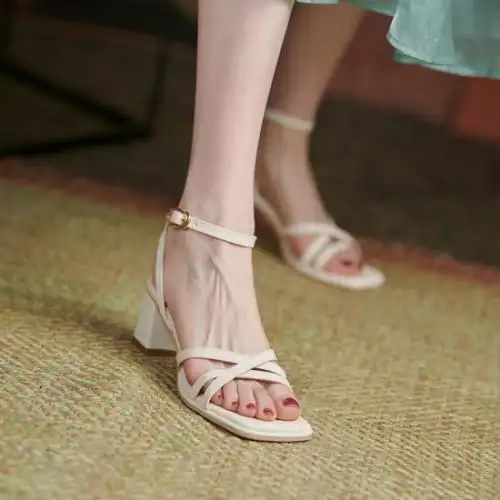 tiauny法式凉鞋女仙女风2021年新款夏季网红一字扣粗跟高跟鞋175