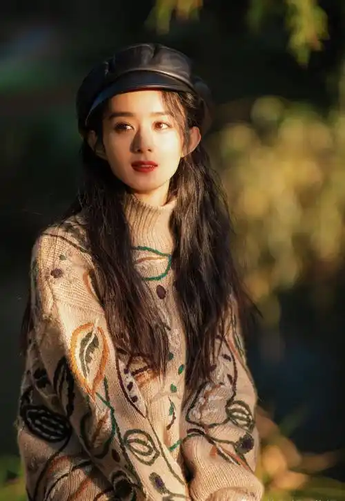 赵丽颖最新杂志大片来了!这一次,她自己来承包鱼塘_阳光_时尚_感觉