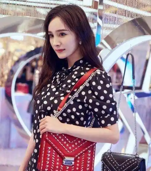 原创刘丹曝小糯米近况刘恺威被夸好爸爸网友你妈在跟人约会