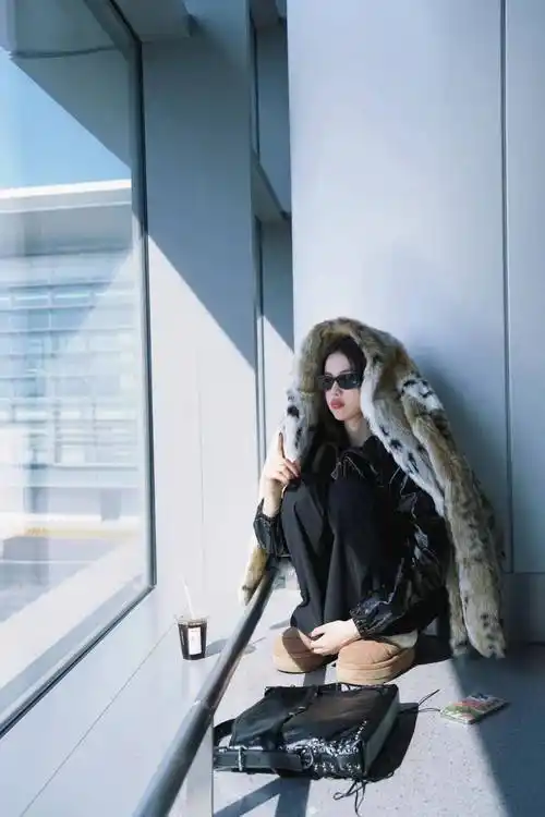 "靴靴你"雪地精灵杨超越_风格_品牌_设计