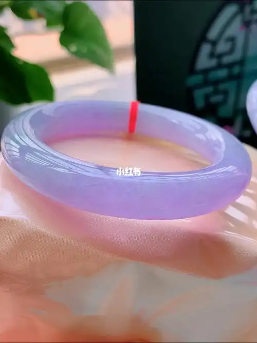 紫色手镯上手高贵典雅非常漂亮